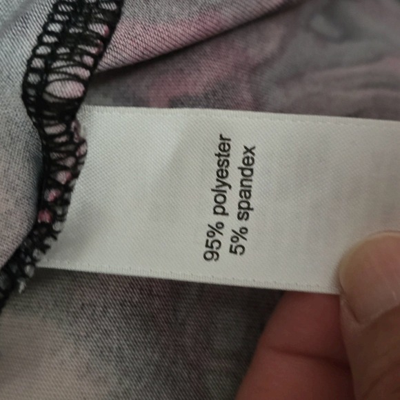 Maurices Rose Floral Ruffle V Neck Top Short Sleeve Ruched Blouse Medium - Picture 7 of 8